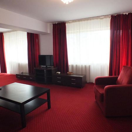 Alba Iulia Square - Apartments And Studios بوخارست المظهر الخارجي الصورة