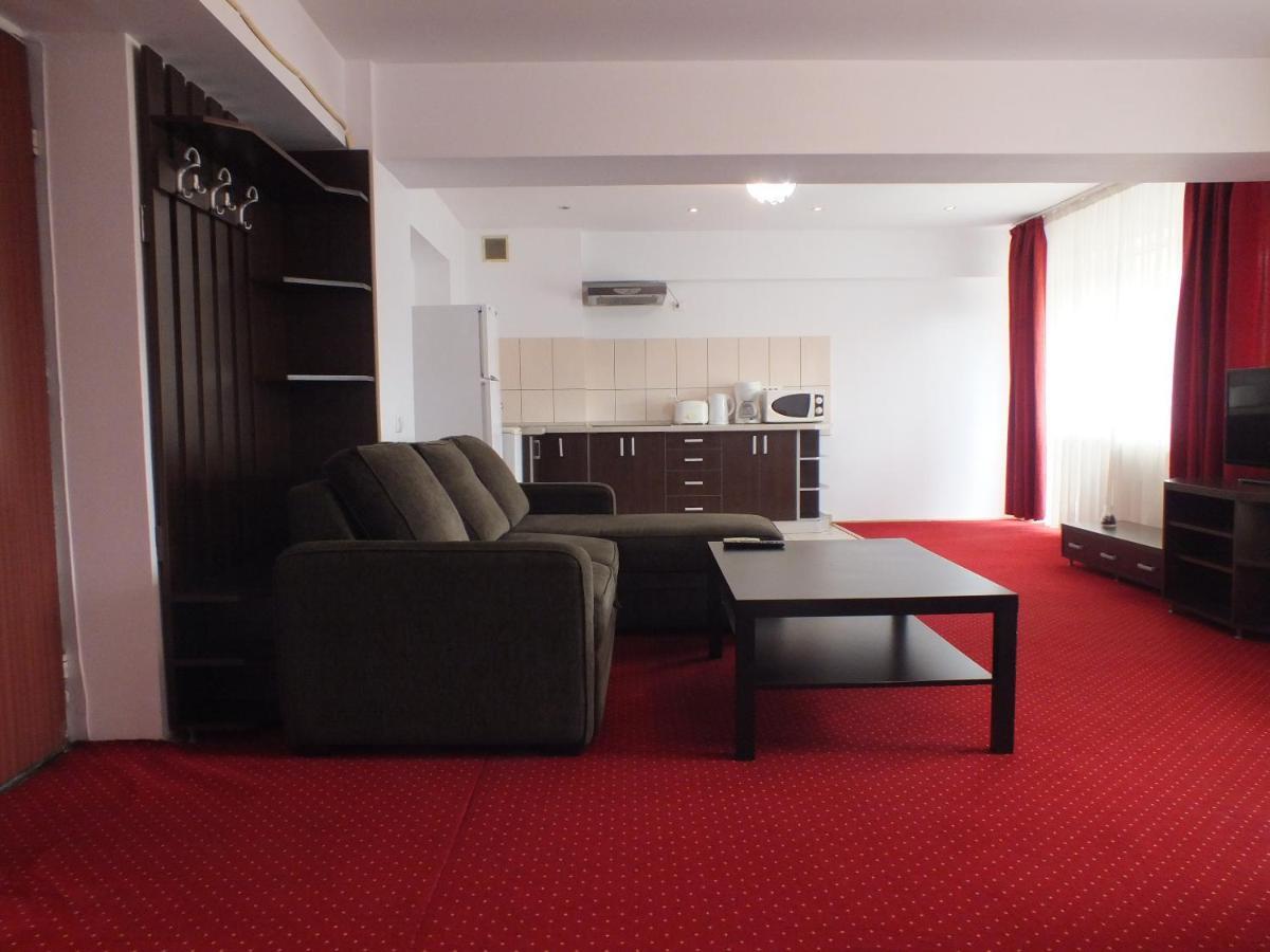 Alba Iulia Square - Apartments And Studios بوخارست المظهر الخارجي الصورة