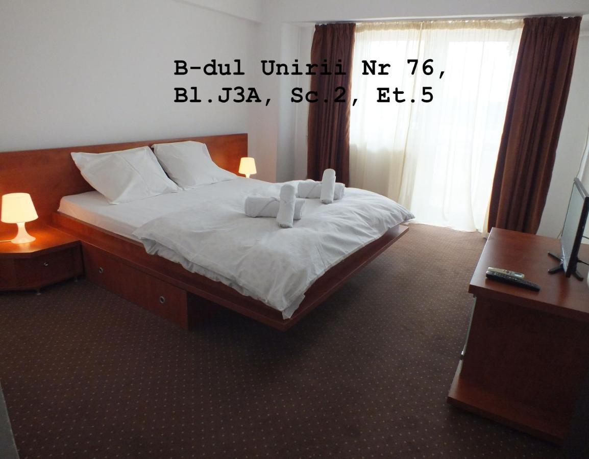 Alba Iulia Square - Apartments And Studios بوخارست الغرفة الصورة